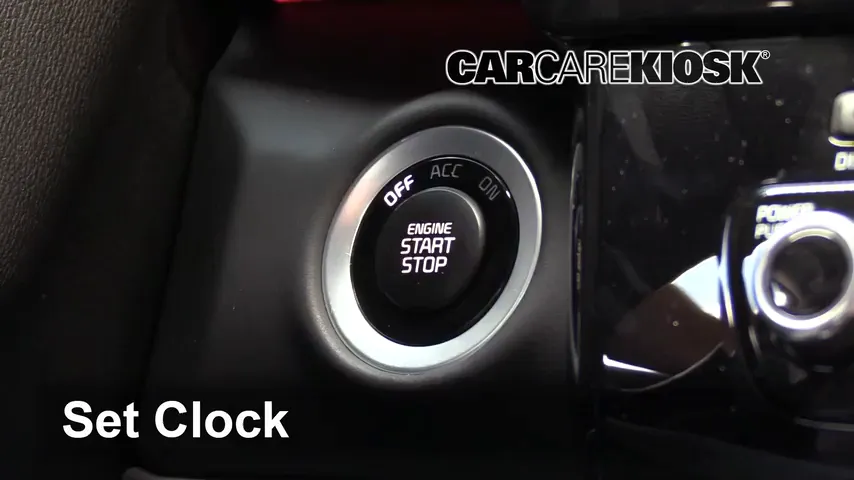 2017 Kia K900 V6 Premium 3.8L V6 Clock